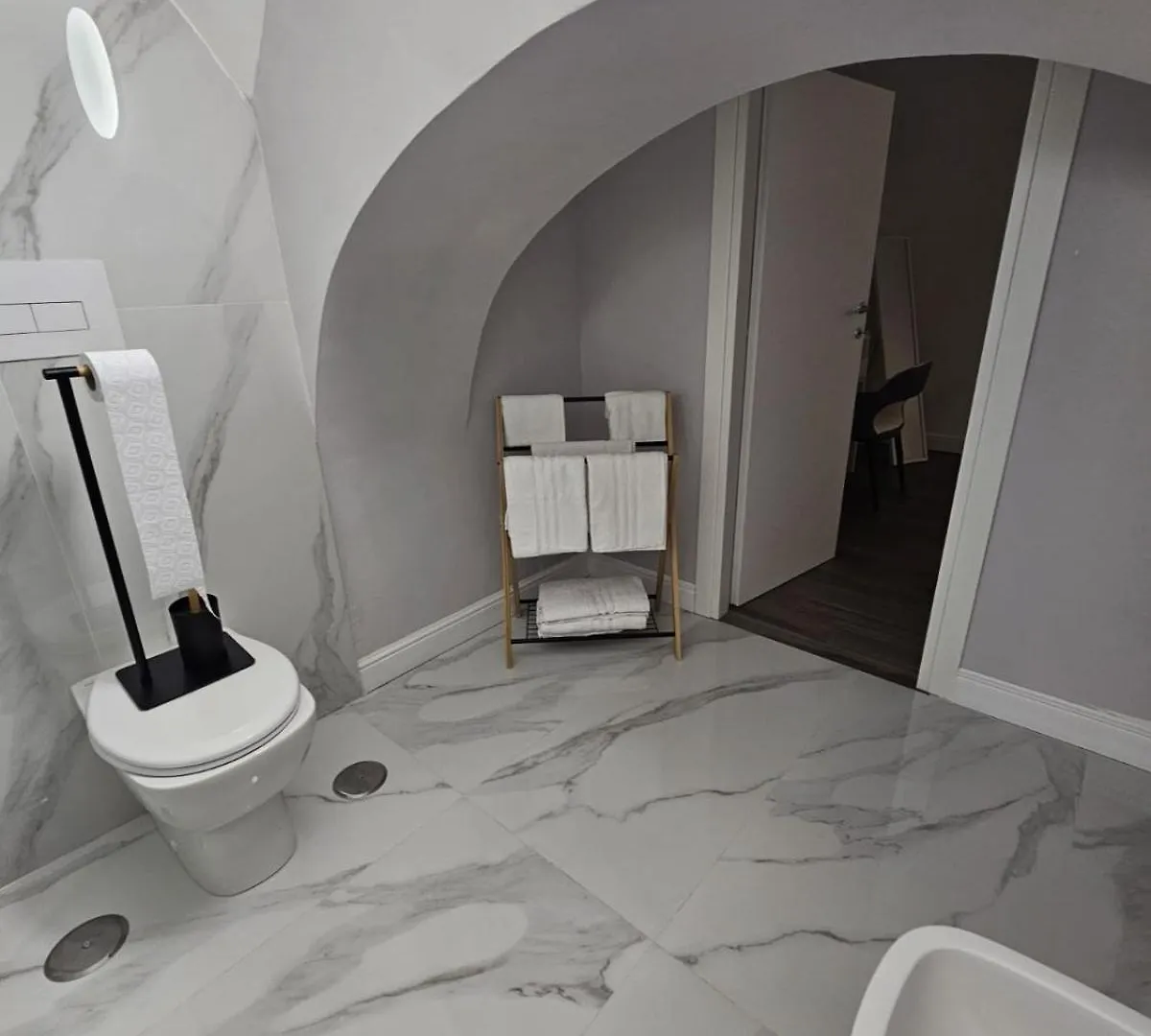 Napoli The Charme Bed & Breakfast