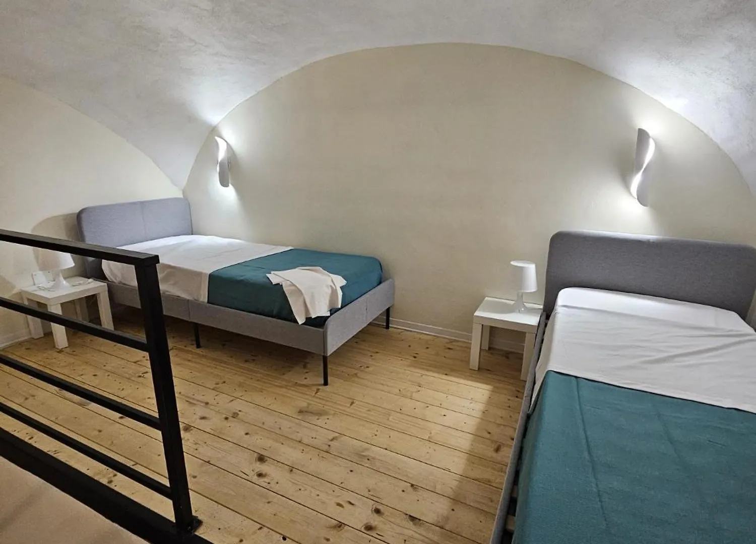 Napoli The Charme Bed & Breakfast 0*,