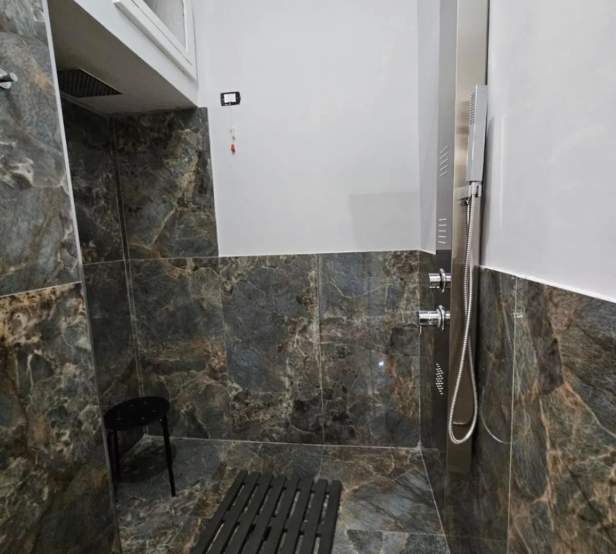 Napoli The Charme Bed & Breakfast Italy