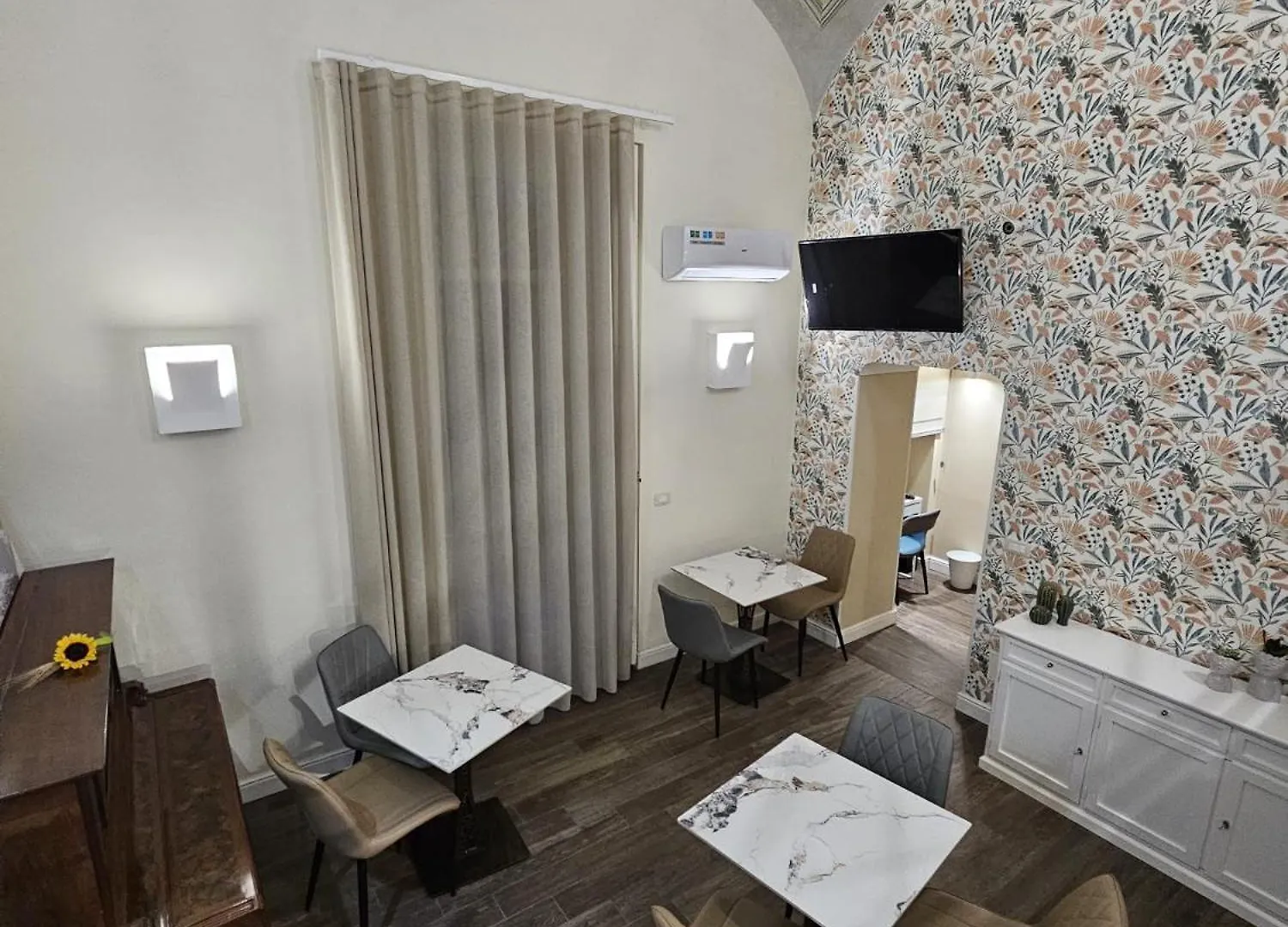 Napoli The Charme Bed & Breakfast Naples