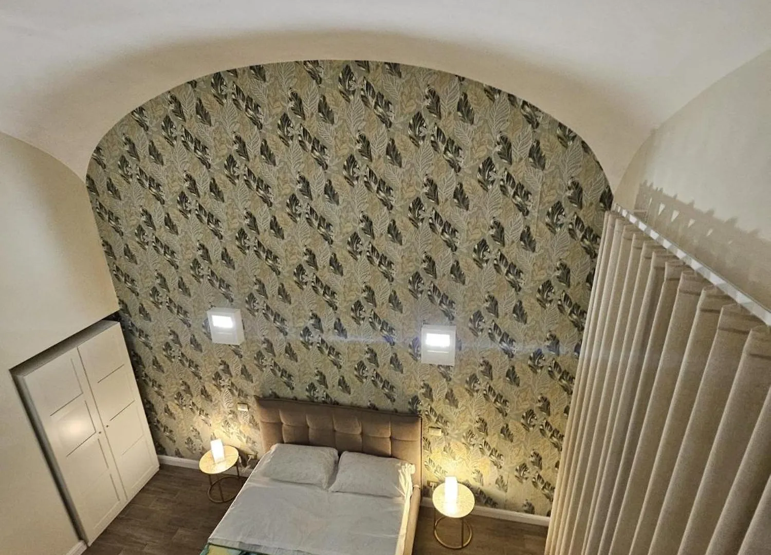 Napoli The Charme Bed & Breakfast 0*, Naples Italy