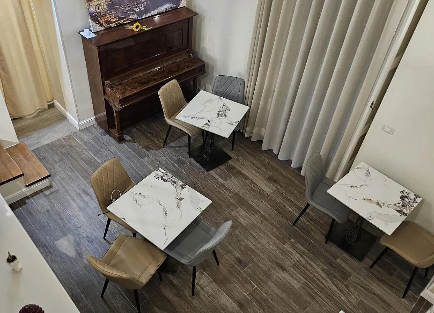 Napoli The Charme Bed & Breakfast  Naples